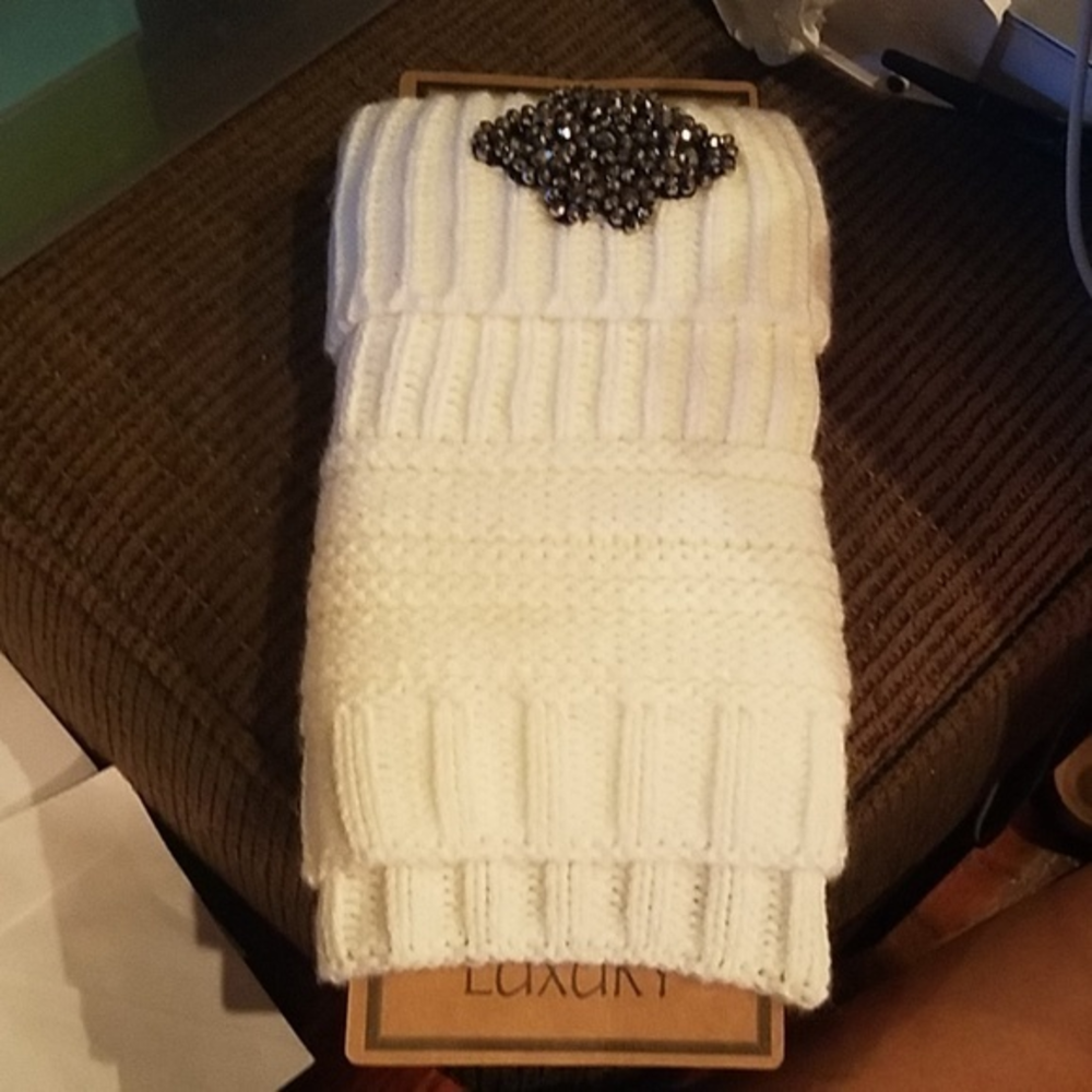 CC Crystal Beaded Boot Cuff Leg Fashion‎ Creme